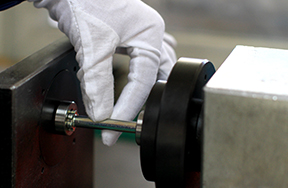 Static testing machine